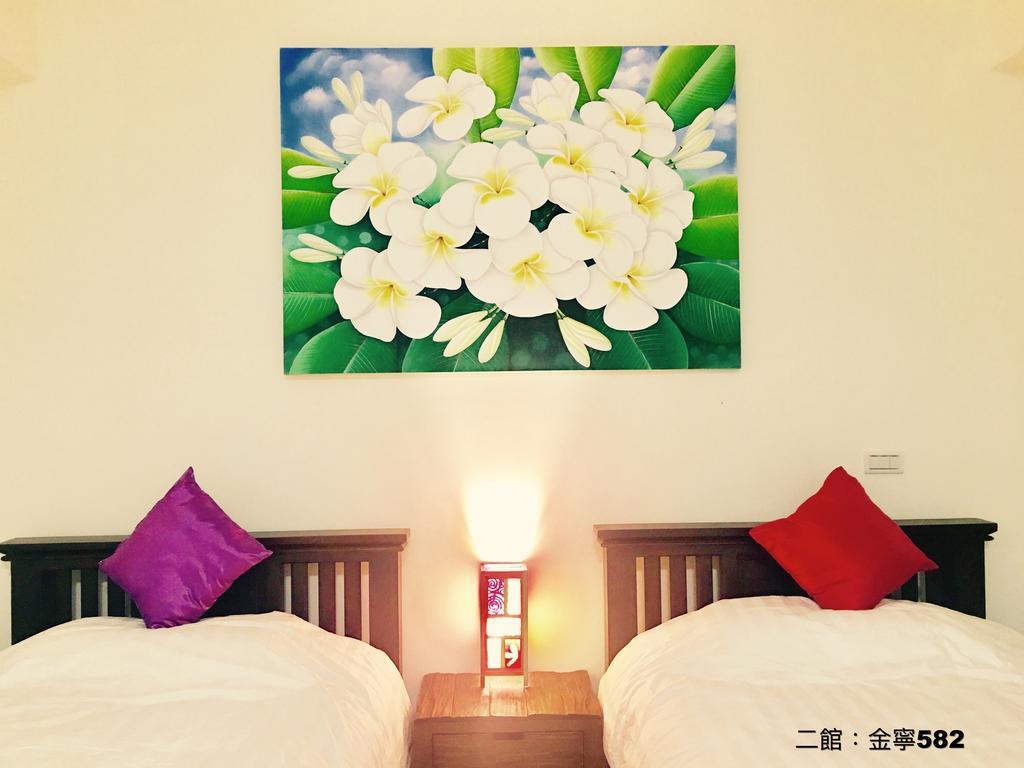 Home & Teak Homestay Jinning Buitenkant foto